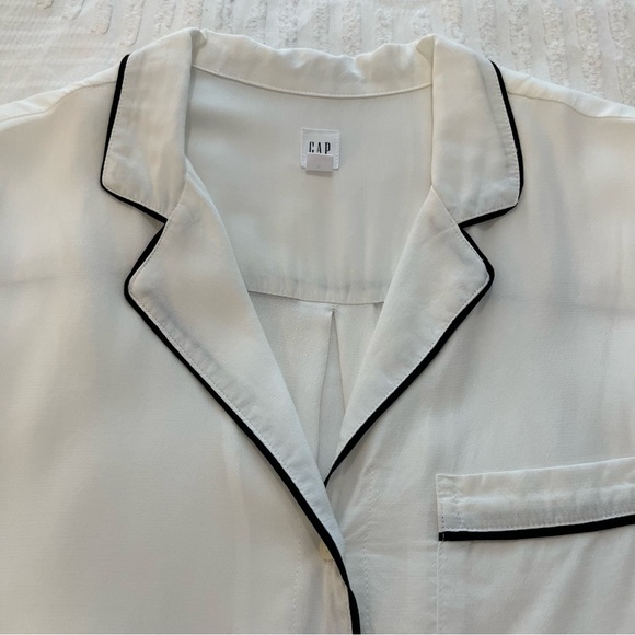 Gap Pajama style button-down blouse - Black & White - Large - Picture 10 of 13